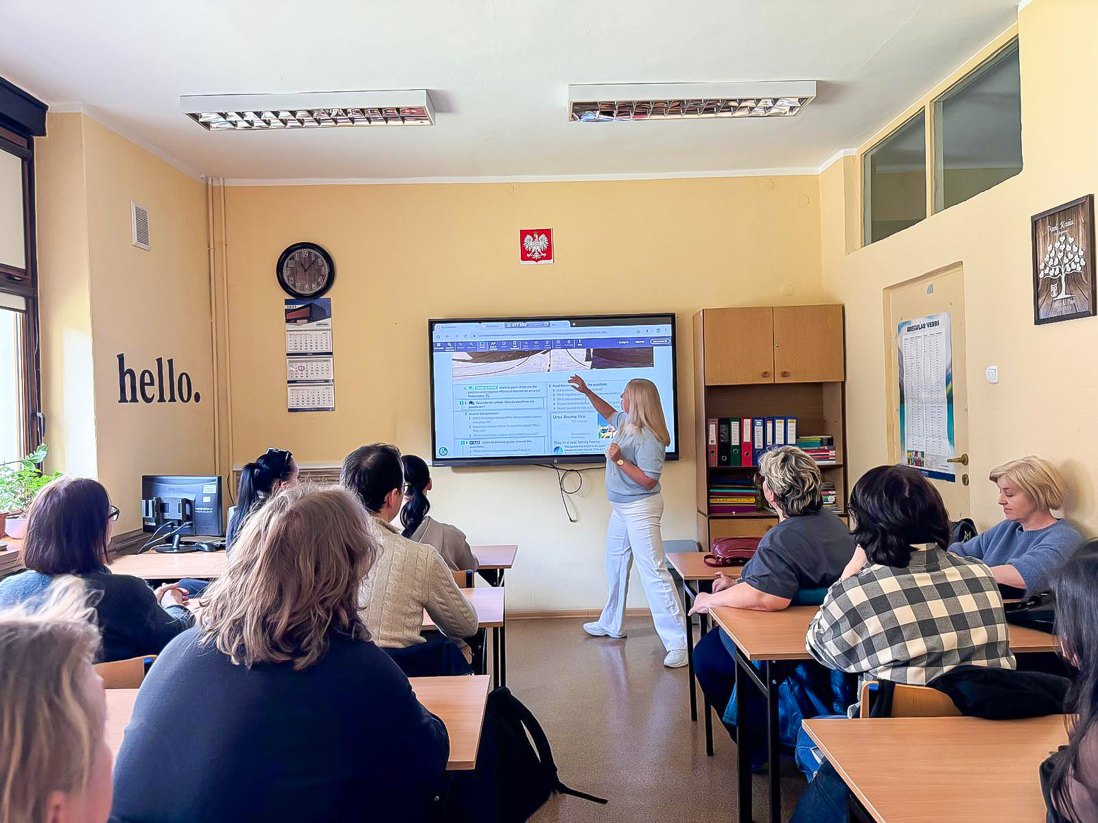 Nowa jakość nauki w naszej szkole dzięki programowi „Aktywna tablica”! 🎯💻