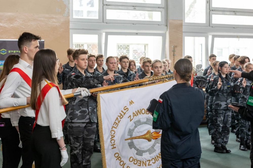 Ślubowanie uczniów klas mundurowych